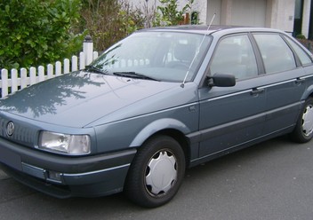 Wzmacniacz / Dodatki Volkswagen Passat B3